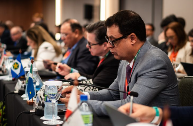 Imagem de compartilhamento para o artigo Comitiva de MS debate política tributária estadual uniforme e questões federais  no Comsefaz da MS Todo dia